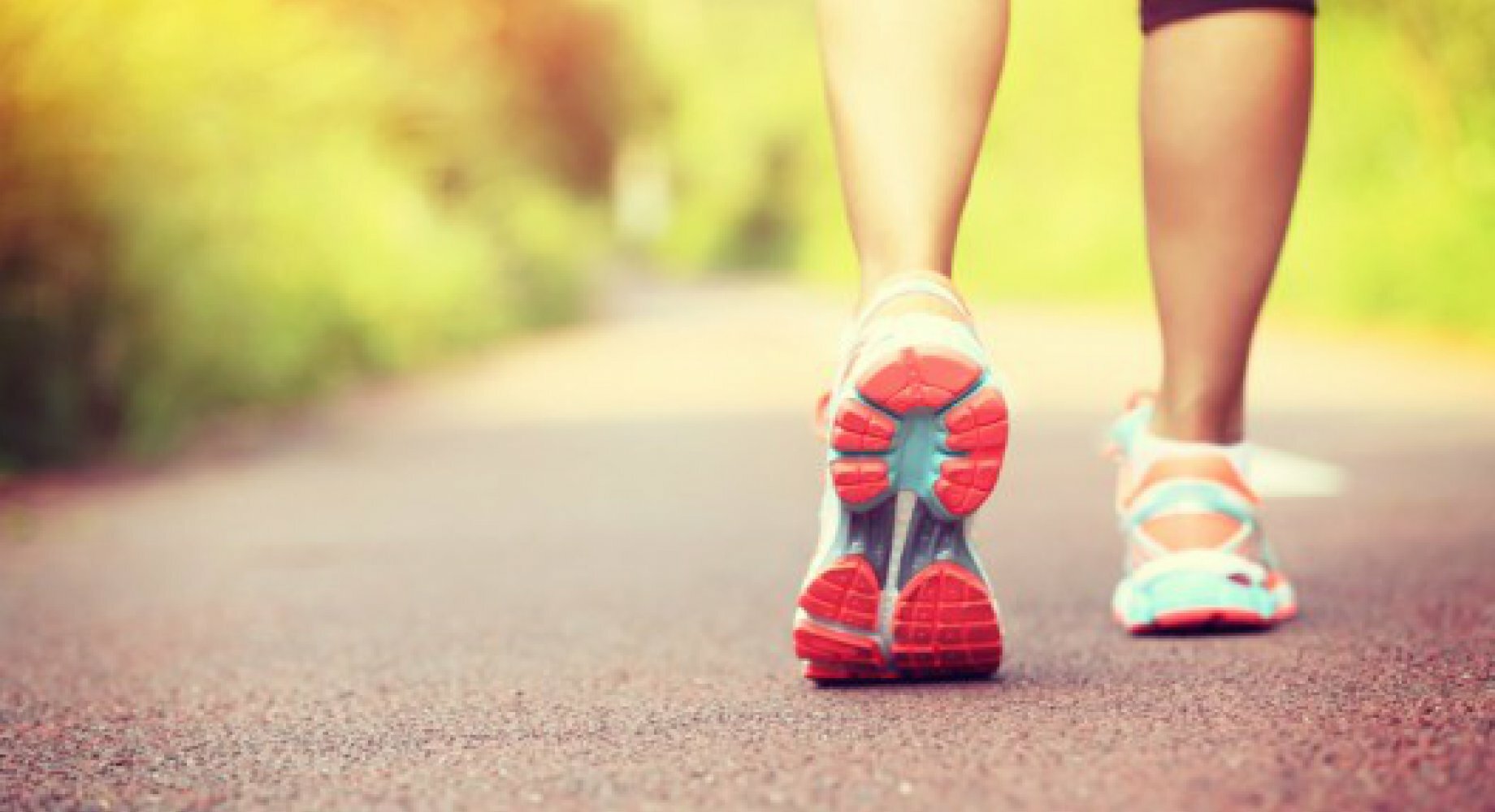 Caminar es fuente de salud Caminar es fuente de salud